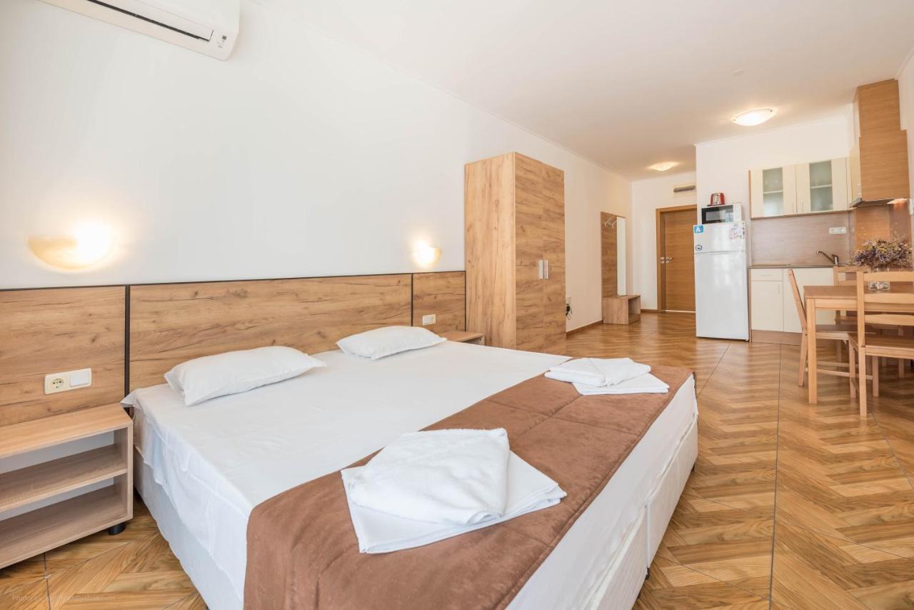 Balchik Sea View Apartments In Princess Residence Exterior photo